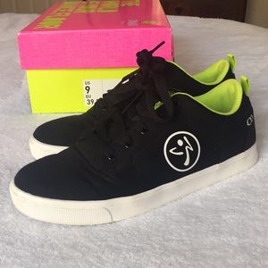 ZUMBA WEAR Street Bold black/green zumba shoes